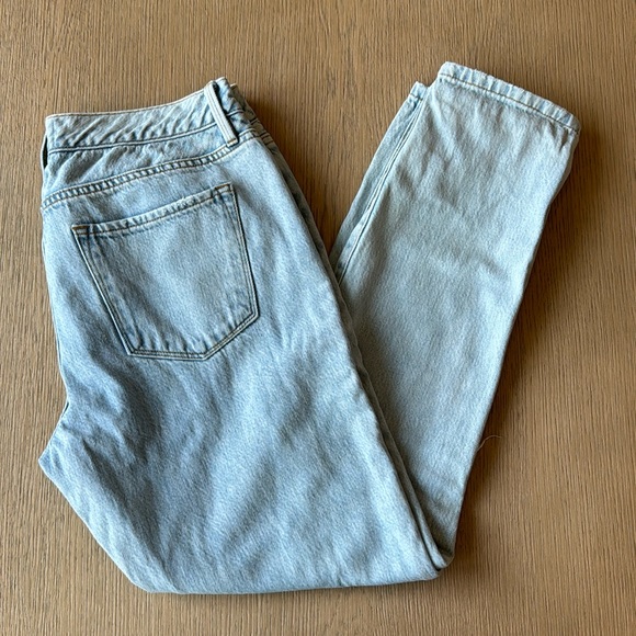 Frame Denim Denim - NWOT • Frame • Le Garçon Distressed Boyfriend Jeans